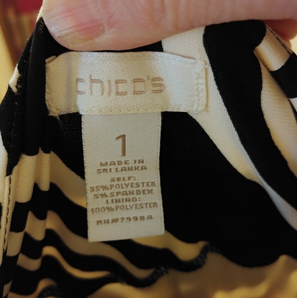 Chicos Dress Black and White Abstract Swirls - Picture 5 of 10